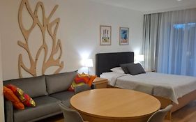 Apartamenty Rodzinne z ogródkiem
